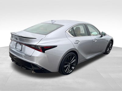 2024 Lexus IS 300
