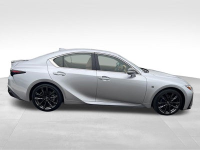 2024 Lexus IS 300