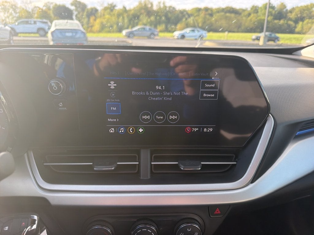 2025 Chevrolet Trax LS