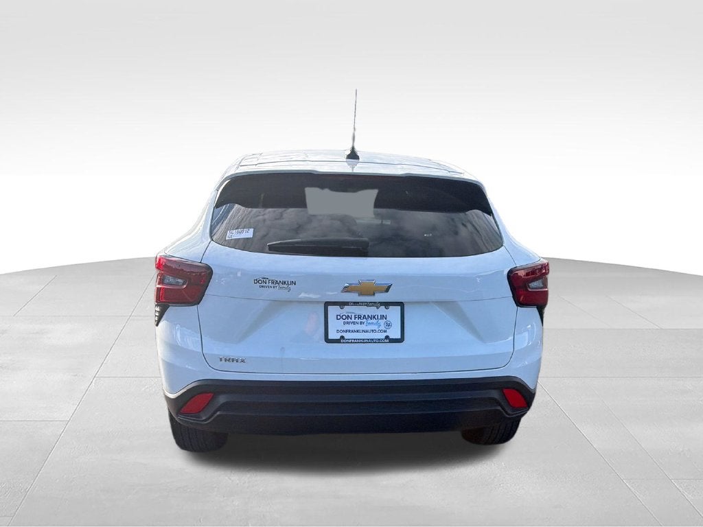 2025 Chevrolet Trax LS