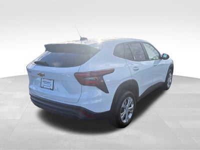 2025 Chevrolet Trax LS