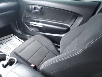 2015 Ford Mustang V6