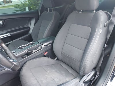 2015 Ford Mustang V6