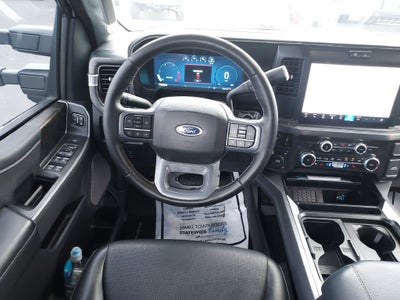 2025 Ford F-350SD Lariat DRW