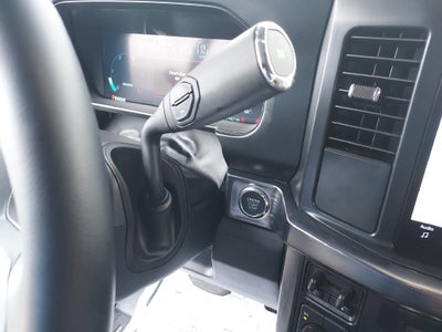 2025 Ford F-350SD Lariat DRW