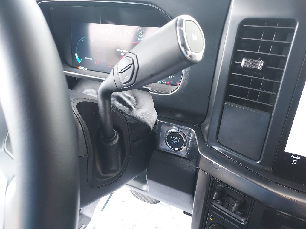 2025 Ford F-350SD Lariat DRW