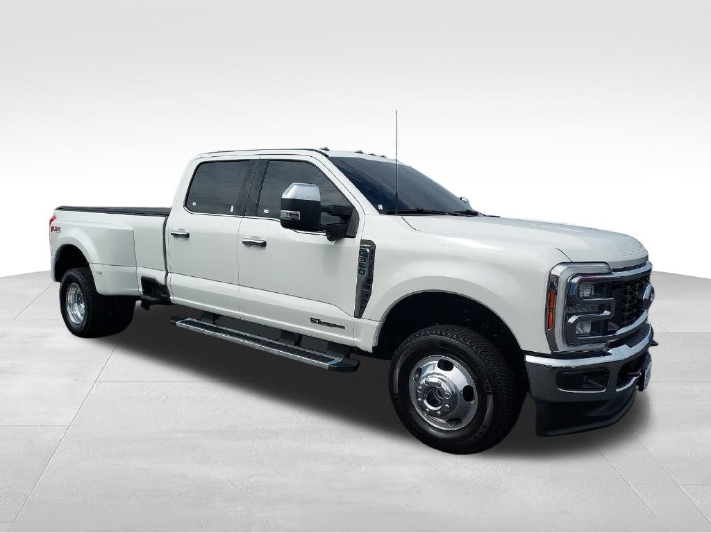 2025 Ford F-350SD Lariat DRW