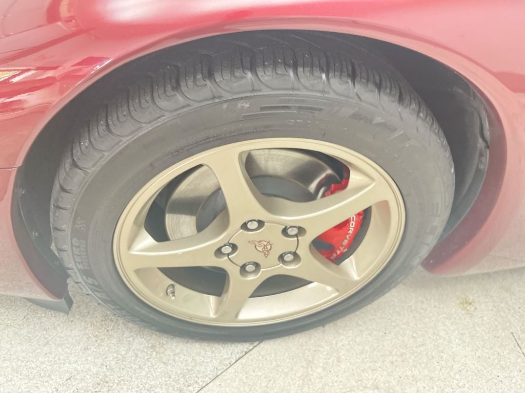 2003 Chevrolet Corvette Base