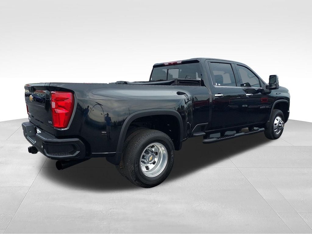 2025 Chevrolet Silverado 3500HD LTZ