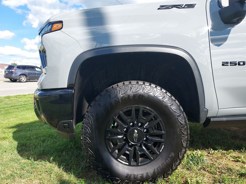 2025 Chevrolet Silverado 2500HD ZR2