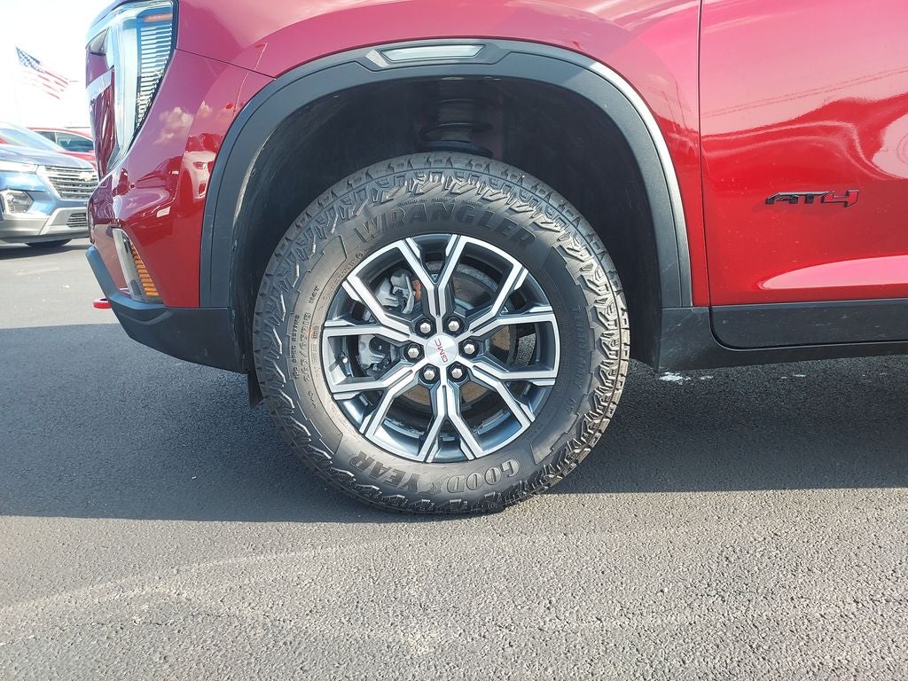 2025 GMC Acadia AT4