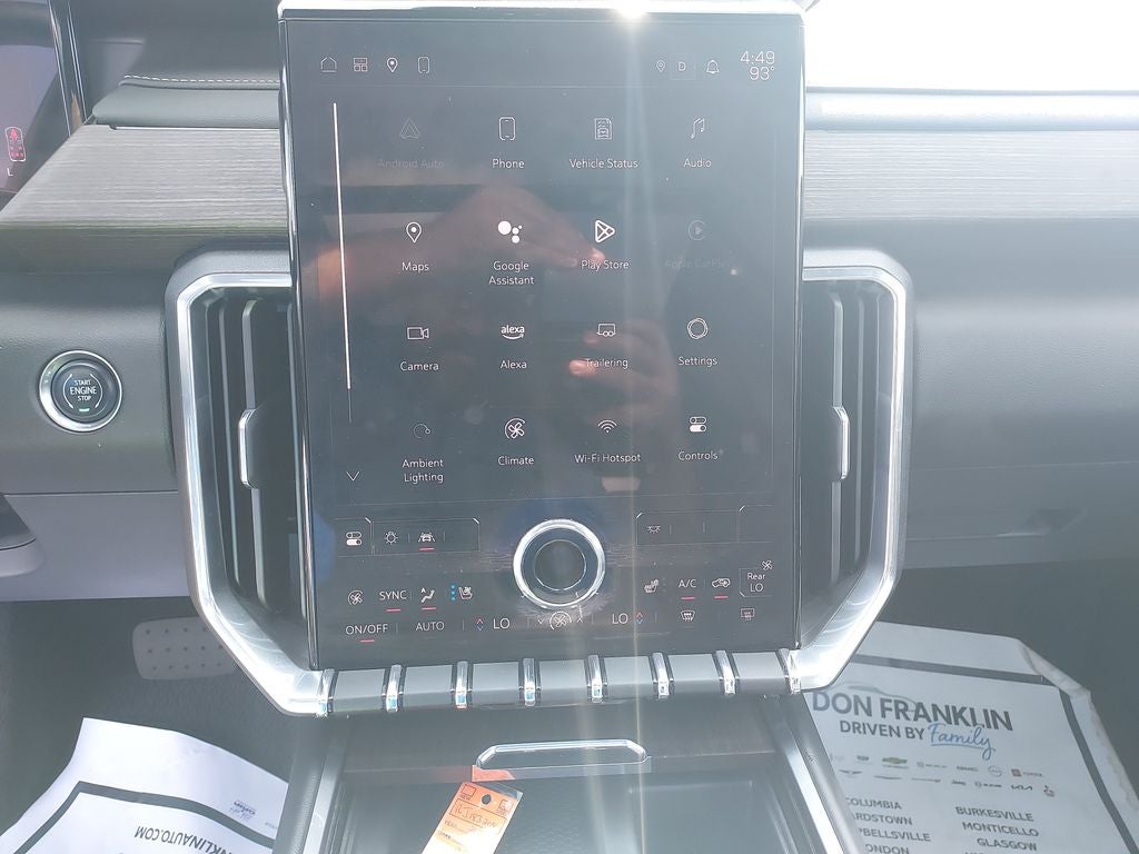 2024 GMC Acadia Denali
