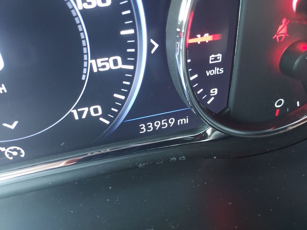 2023 GMC Acadia AT4