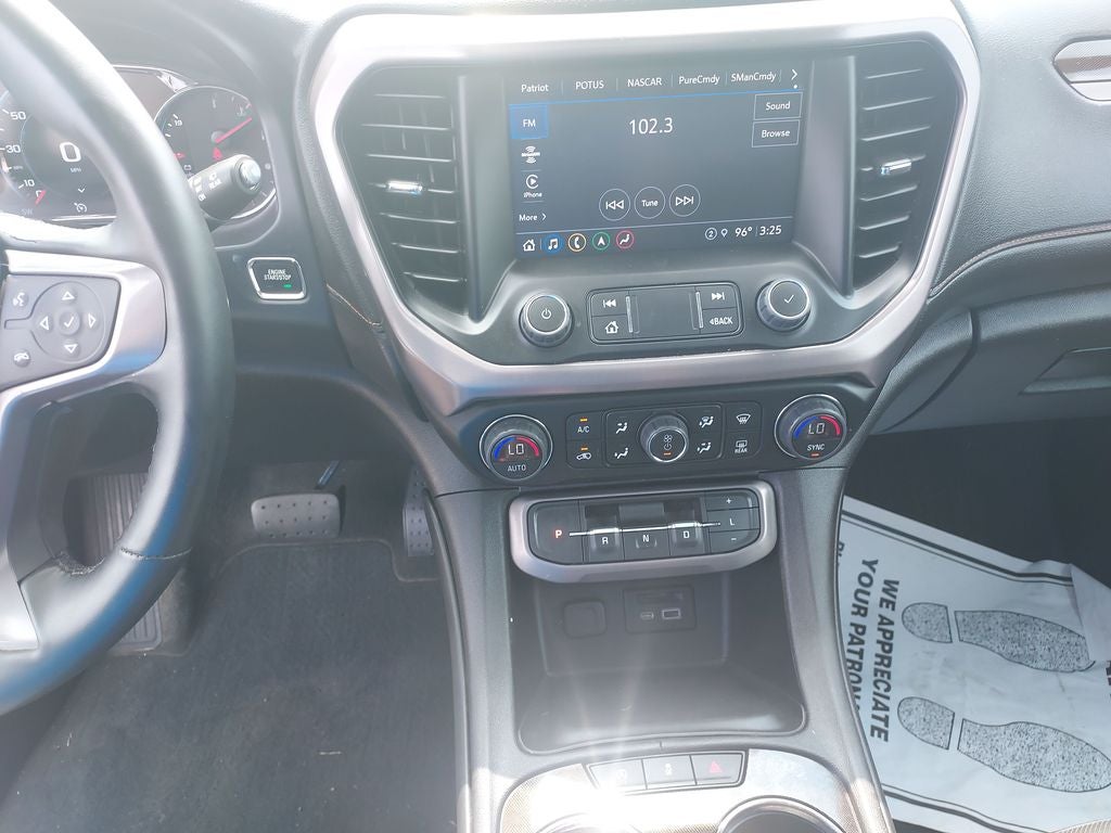 2023 GMC Acadia AT4
