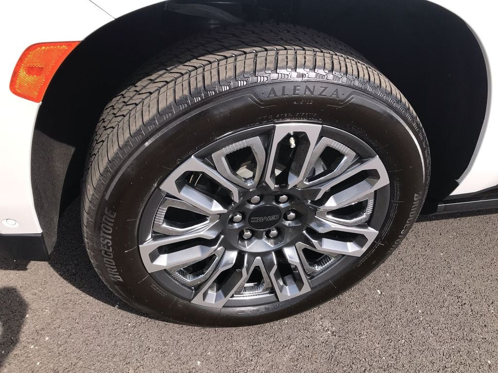 2024 GMC Yukon Denali Ultimate