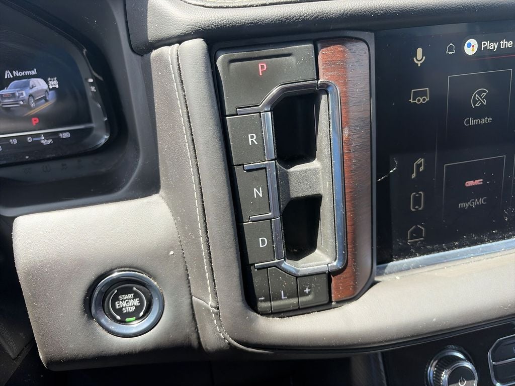 2023 GMC Yukon XL Denali Ultimate