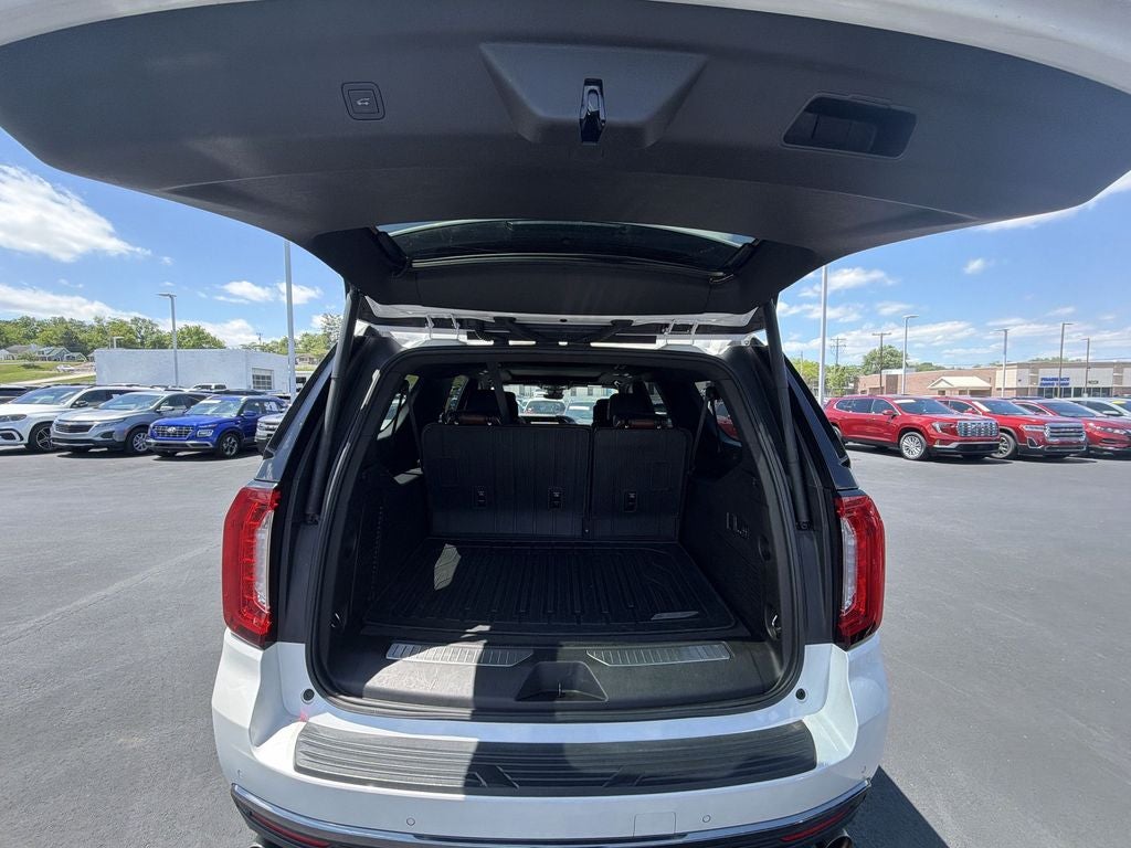 2023 GMC Yukon XL Denali Ultimate