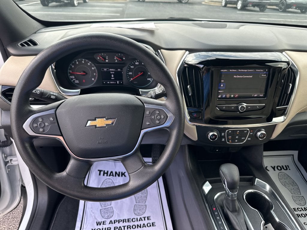 2023 Chevrolet Traverse LS