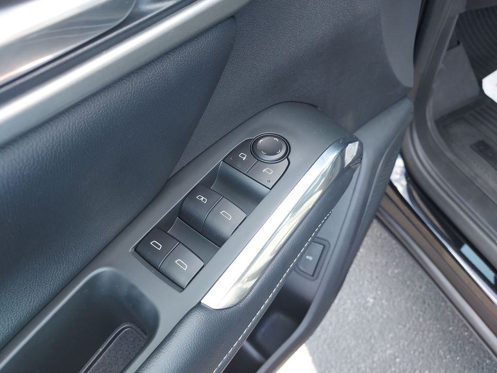 2025 Chevrolet Traverse LT 2LT