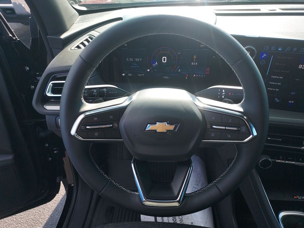 2025 Chevrolet Traverse LT 2LT