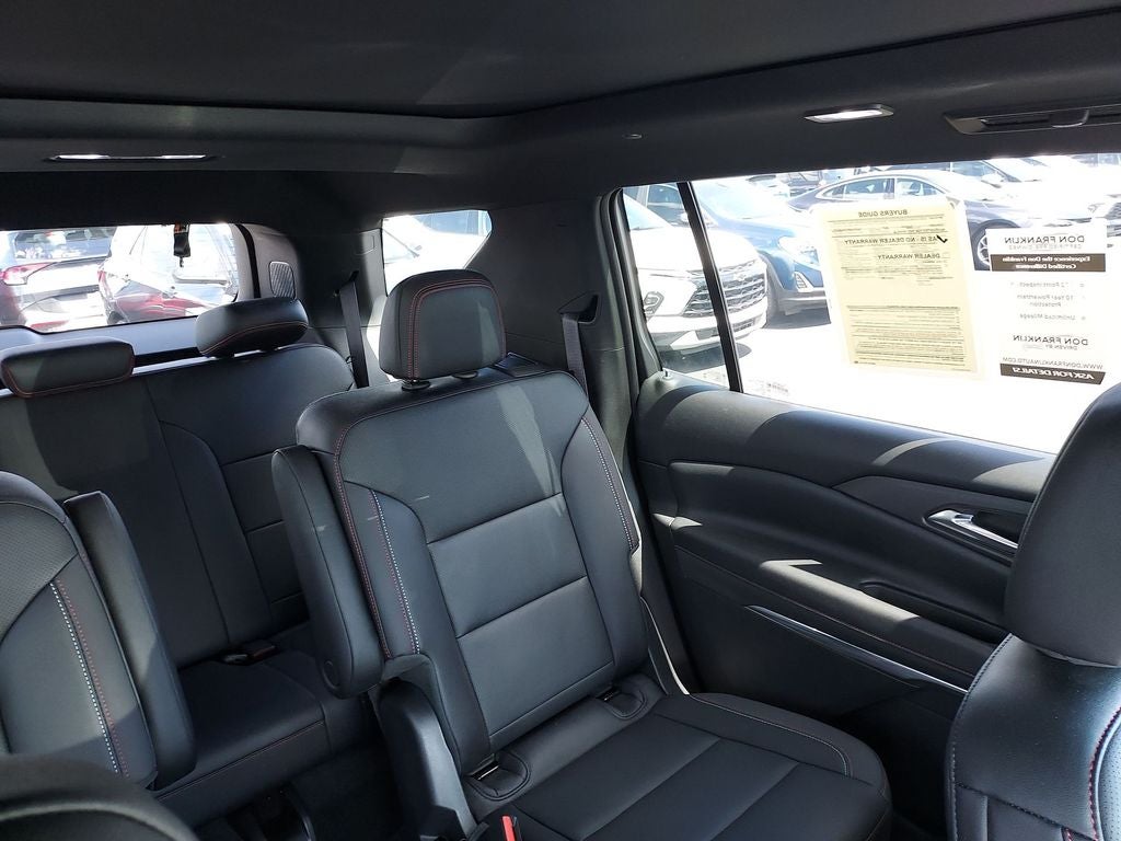 2025 Chevrolet Traverse Z71
