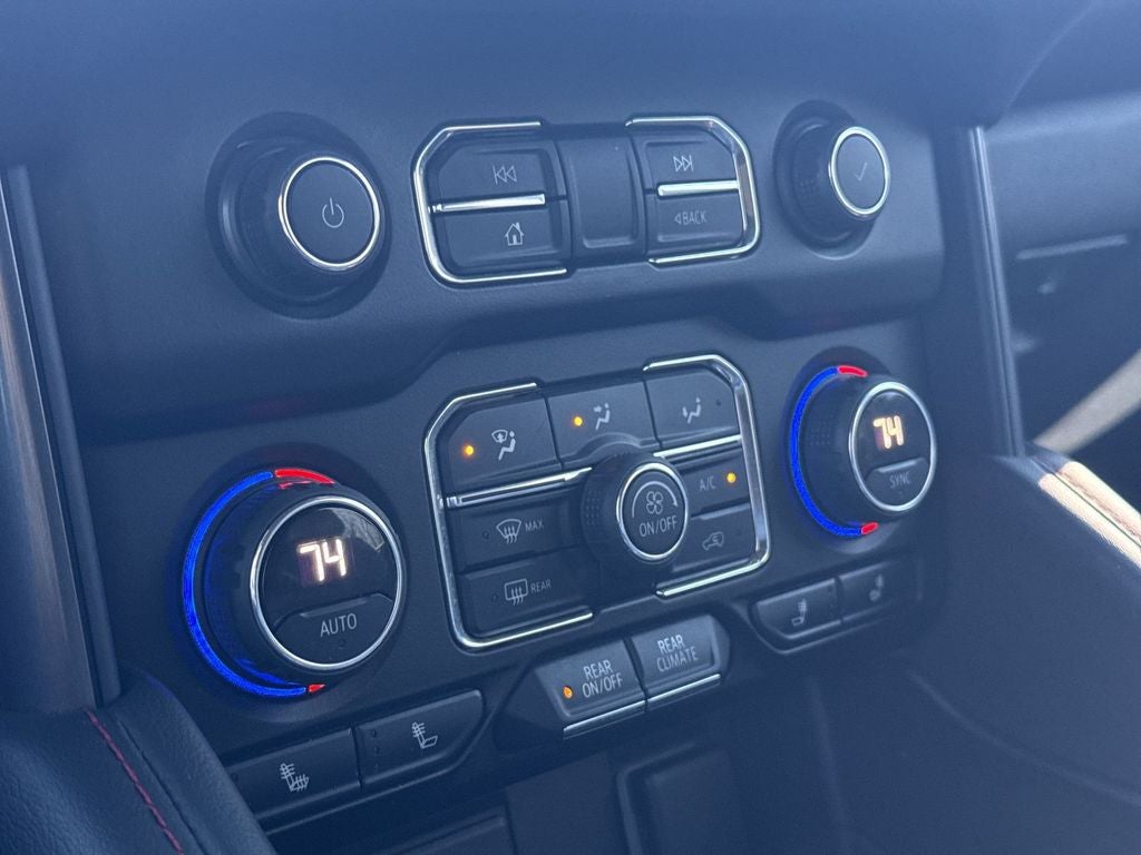 2022 Chevrolet Suburban RST