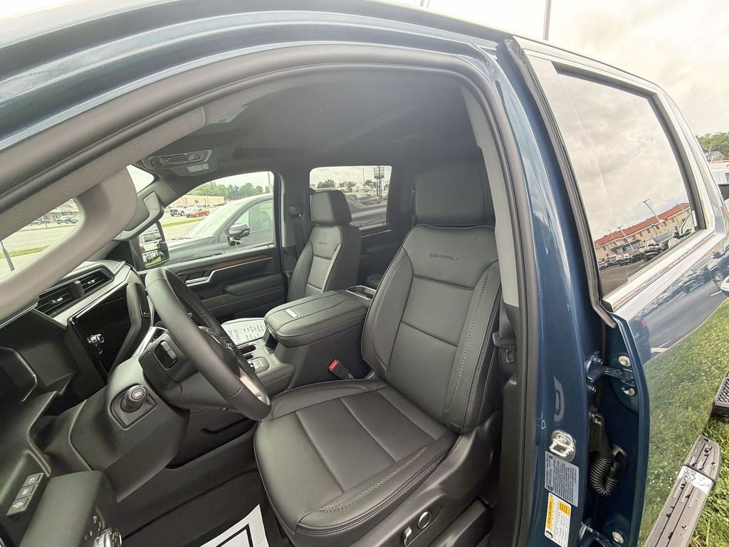 2026 GMC Sierra 2500HD Denali