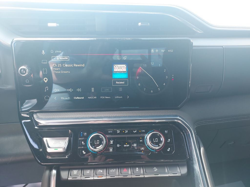 2025 GMC Sierra 2500HD Denali