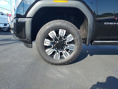 2025 GMC Sierra 2500HD Denali