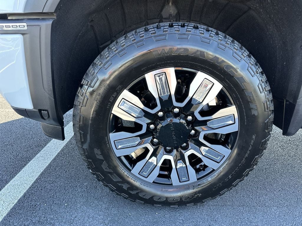 2026 GMC Sierra 2500HD Denali