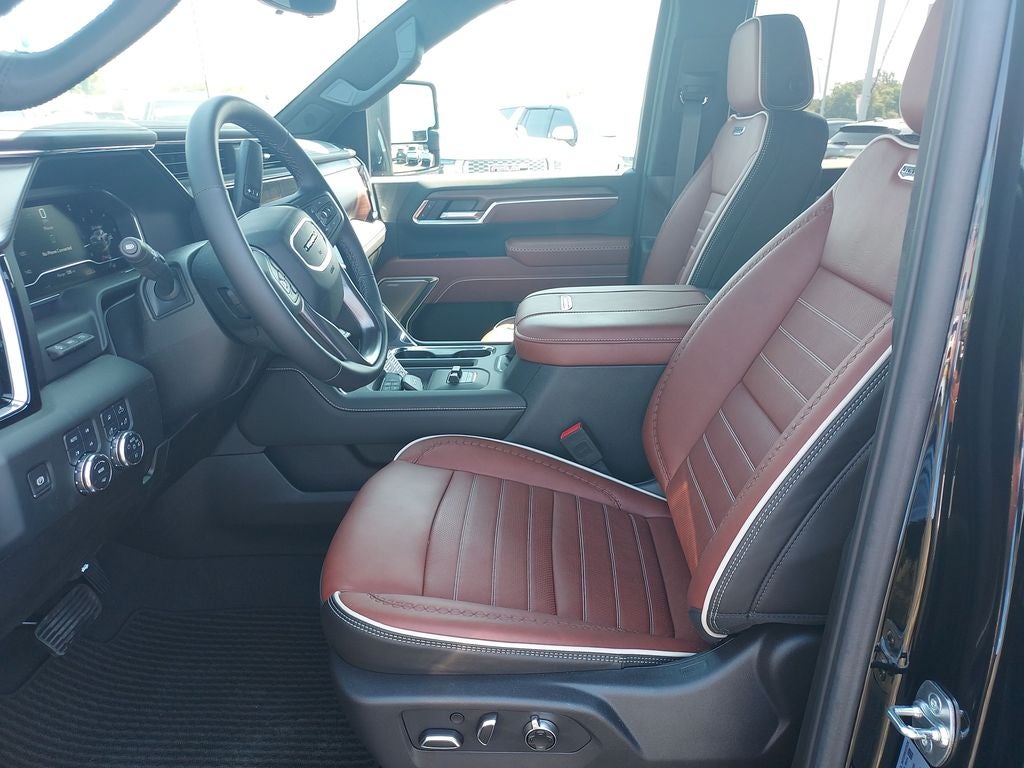 2025 GMC Sierra 2500HD Denali Ultimate