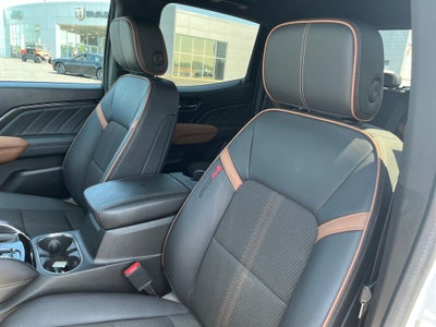 2024 GMC Canyon AT4