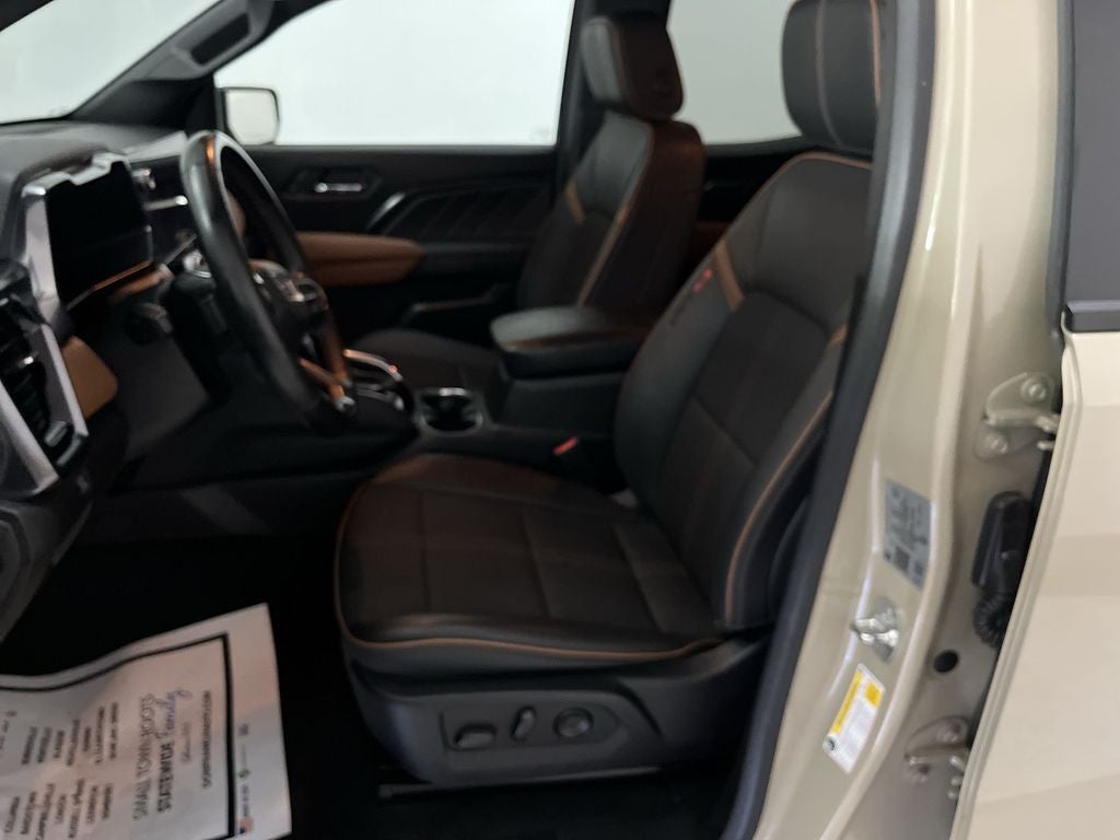 2024 GMC Canyon AT4