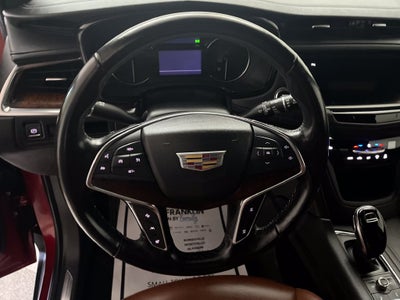 2022 Cadillac XT5 Premium Luxury