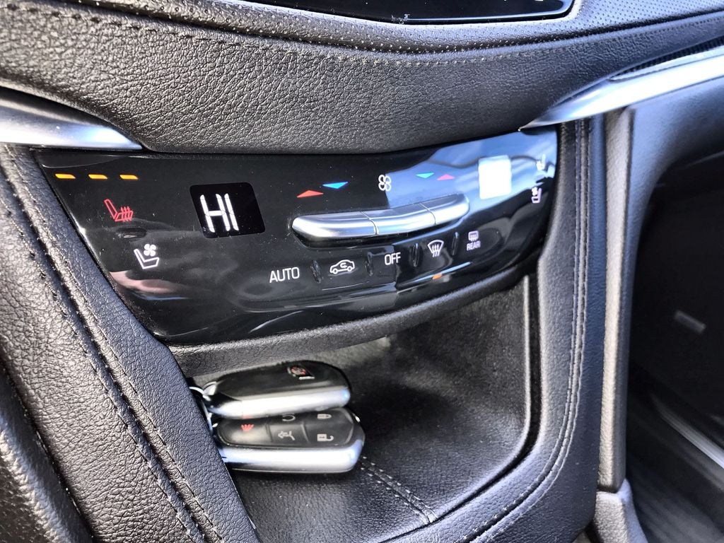 2024 Cadillac XT5 Sport