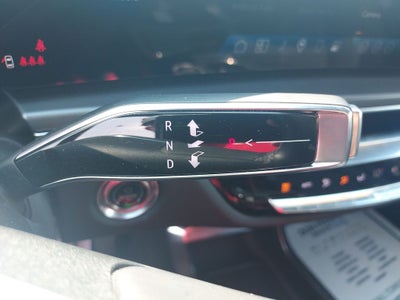 2024 Cadillac LYRIQ Tech