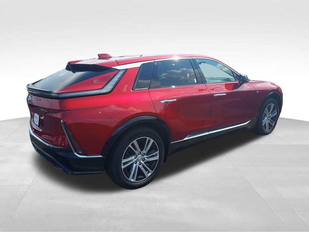 2024 Cadillac LYRIQ Tech
