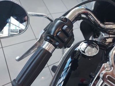 2009 Harley-Davidson Dyna Base