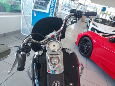 2009 Harley-Davidson Dyna Base