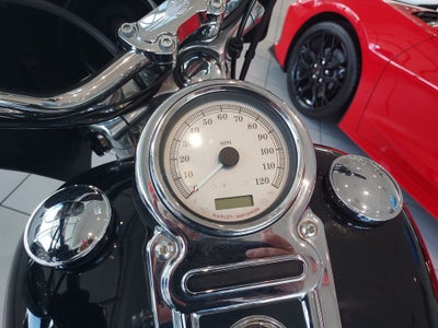 2009 Harley-Davidson Dyna Base