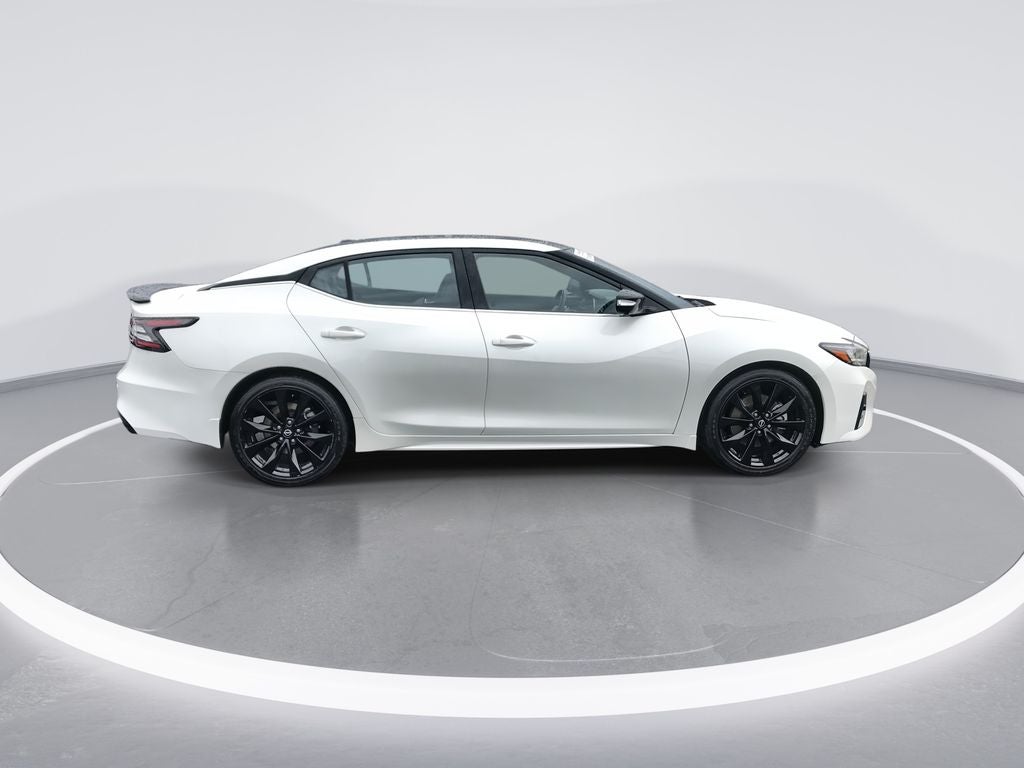 2023 Nissan Maxima SR