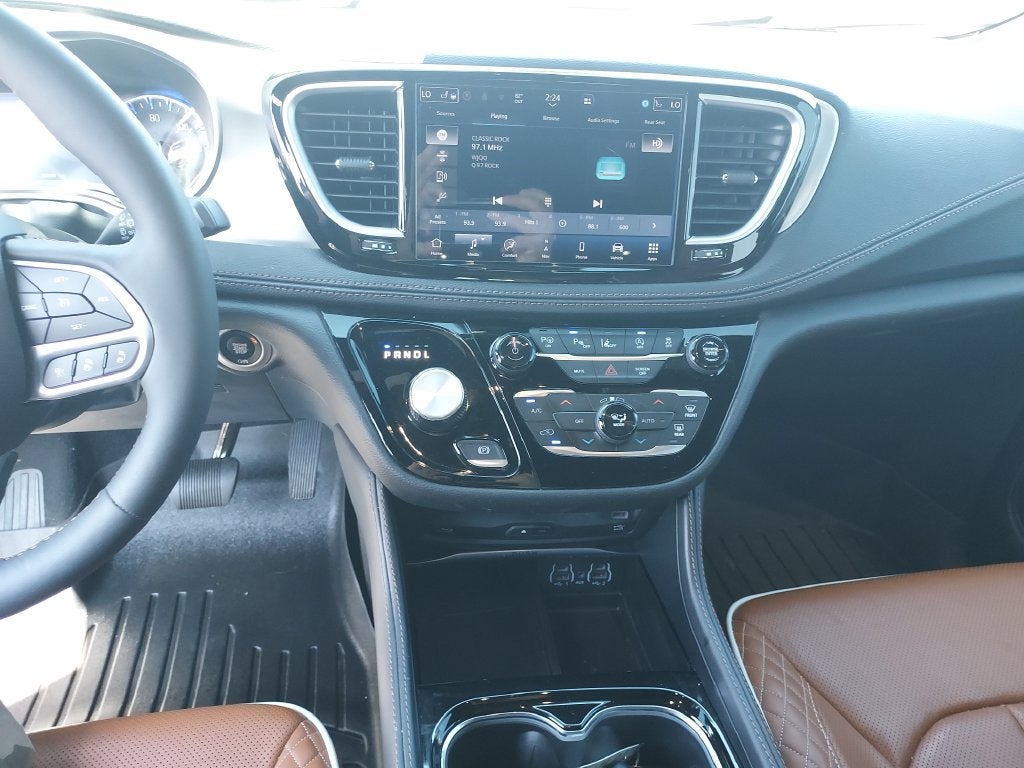 2024 Chrysler Pacifica Pinnacle