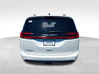 2024 Chrysler Pacifica Pinnacle