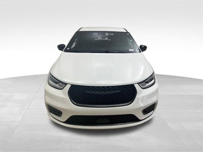 2024 Chrysler Pacifica Hybrid Select S Appearance
