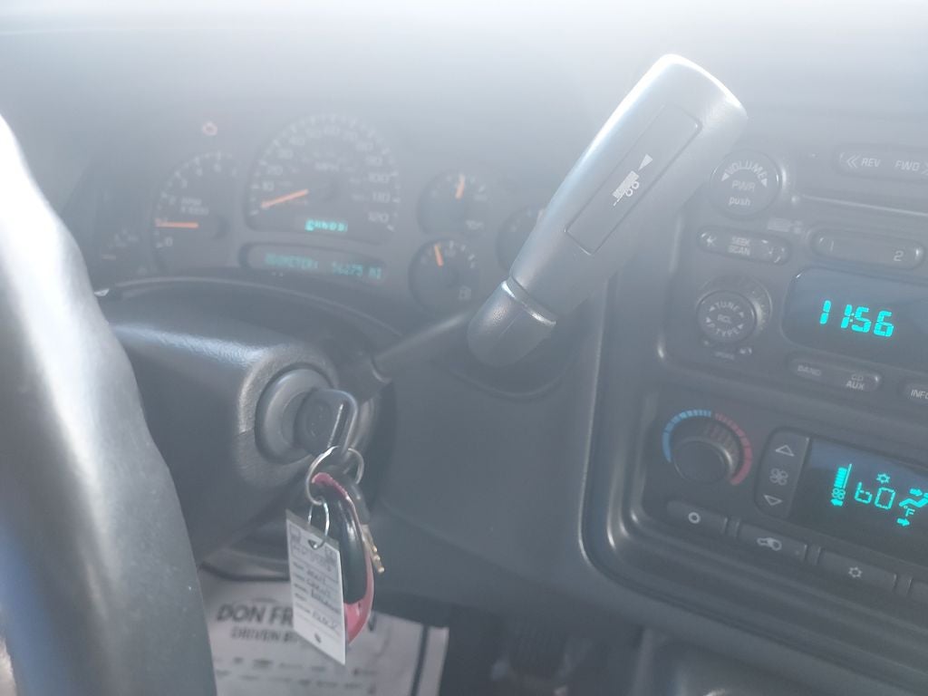 2004 Chevrolet Avalanche 2500 Base