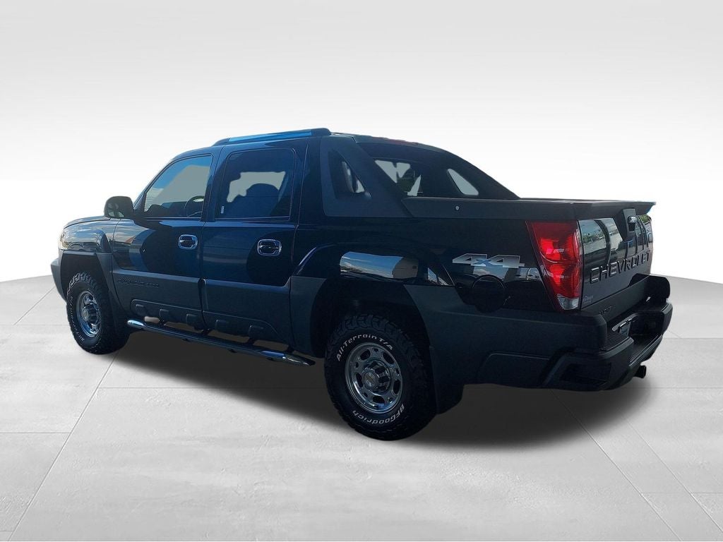 2004 Chevrolet Avalanche 2500 Base