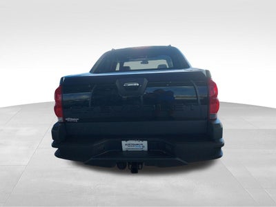 2004 Chevrolet Avalanche 2500 Base