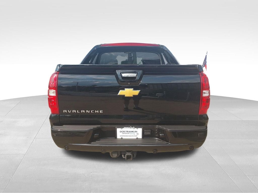2013 Chevrolet Avalanche 1500 LS