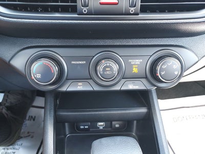 2024 Kia Forte LX