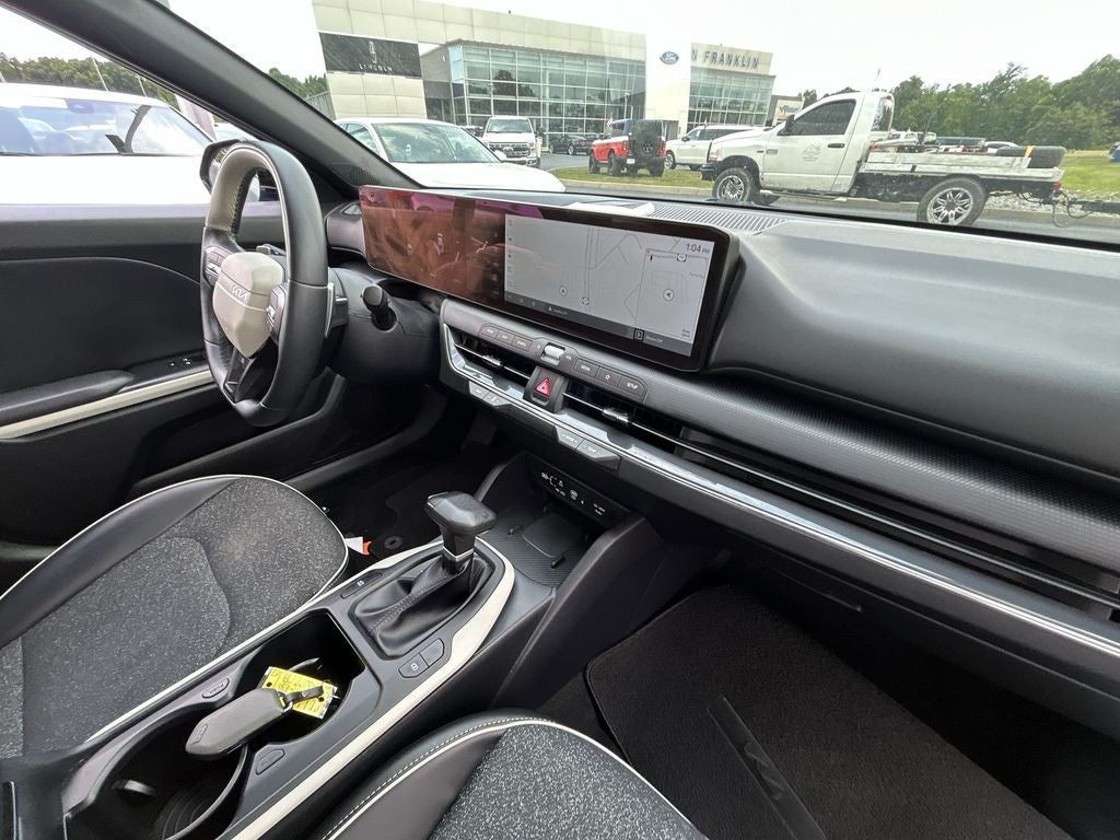 2025 Kia K4 GT-Line